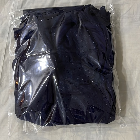 🚨 SALE 🚨 Navy Blue Glitter Gown Dress - size 6P - Picture 15 of 15